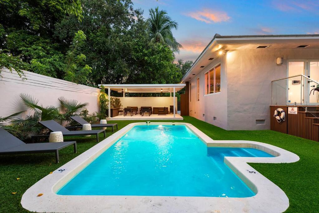 Beautiful Villa With Heated Pool Must Seen! Miami Buitenkant foto